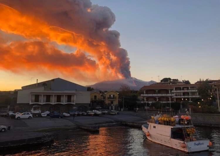 Le 2 Volte Casa Vacanza Acireale Exterior foto
